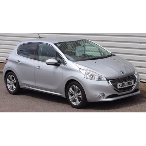 Peugeot 208 1.2 Allure Petrol Manual 5 Door Silver 2013
