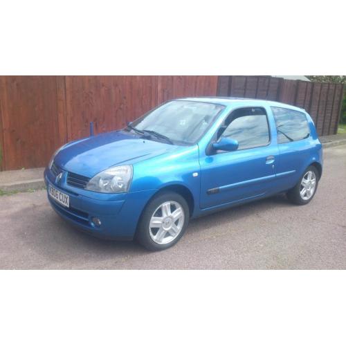 1.2 16v clio with air con long mot