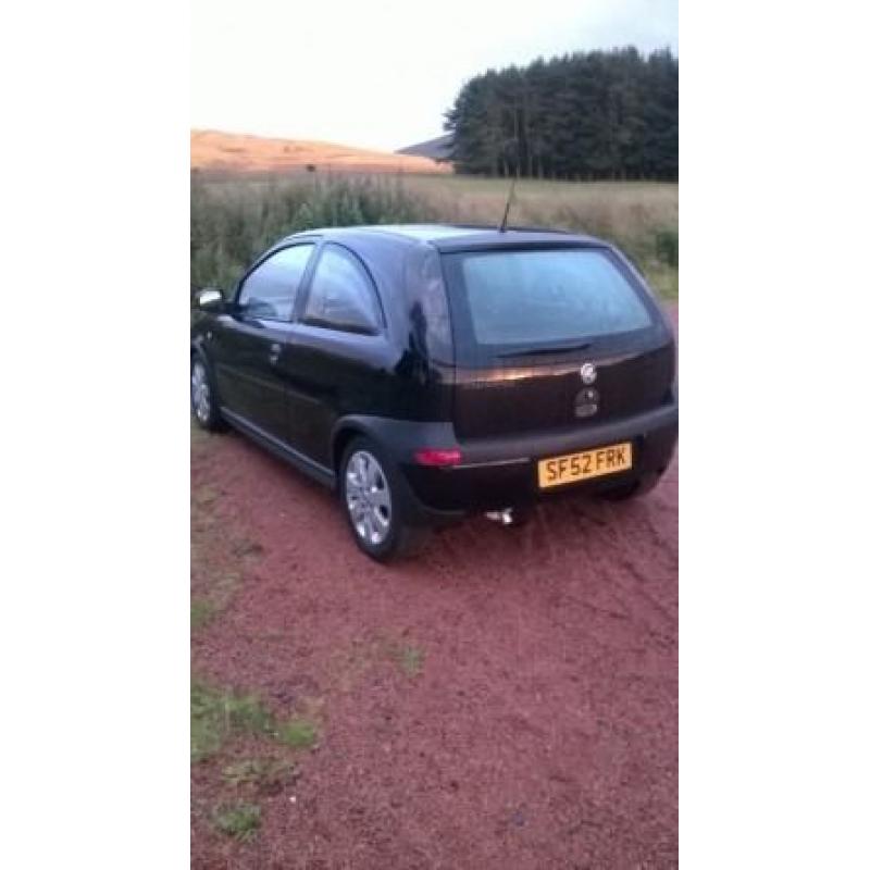 For sale is my vauxhall corsa sxi 1.2 full Mot lots of new parts