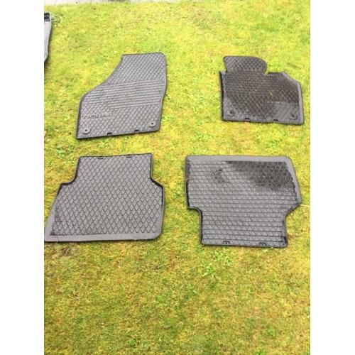 VW Tiguan front and rear rubber mats genuine VW accessory