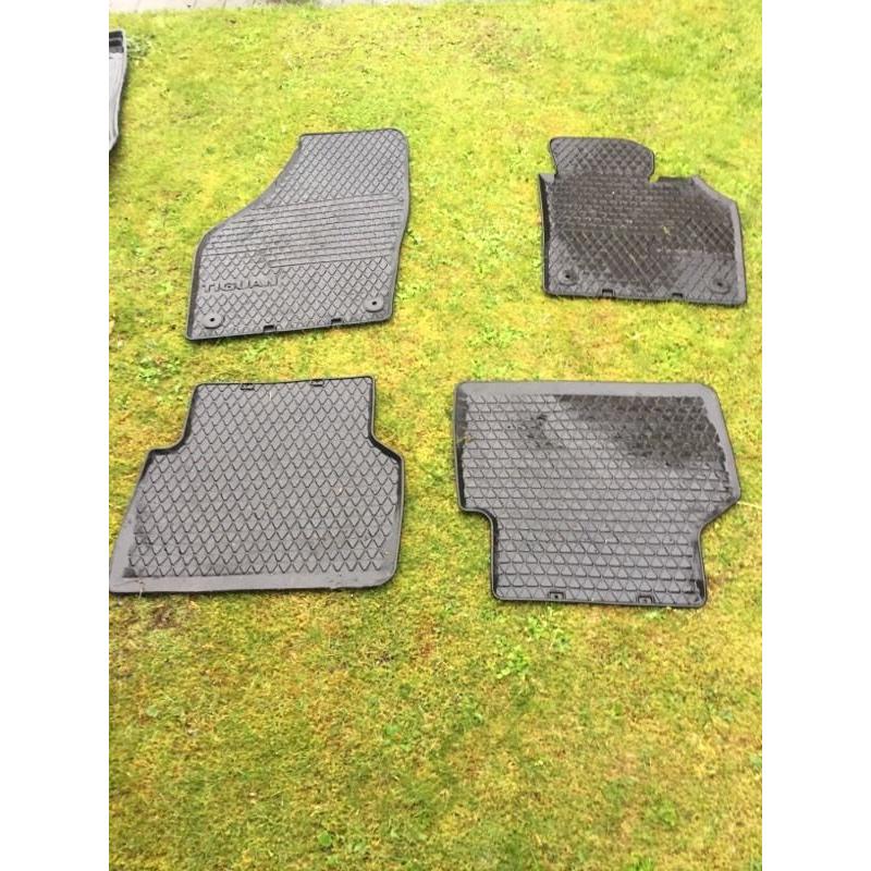 VW Tiguan front and rear rubber mats genuine VW accessory
