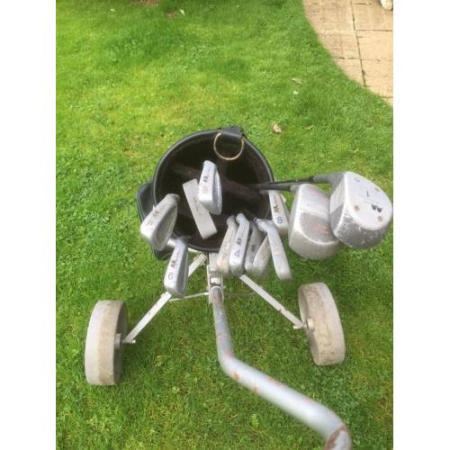 Golf clubs
