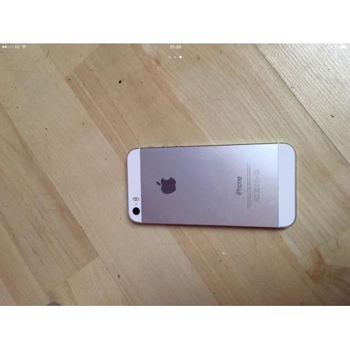 iPhone 5s, charger and case