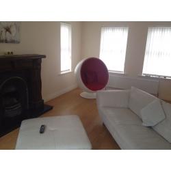 Fantastic double room in central Portstewart - Professional house close to Coleraine!!