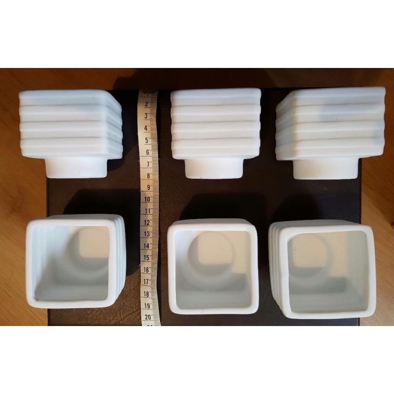 White tea light holders