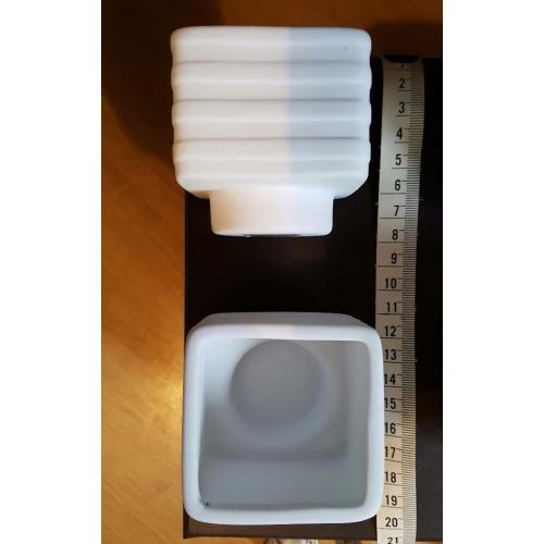 White tea light holders