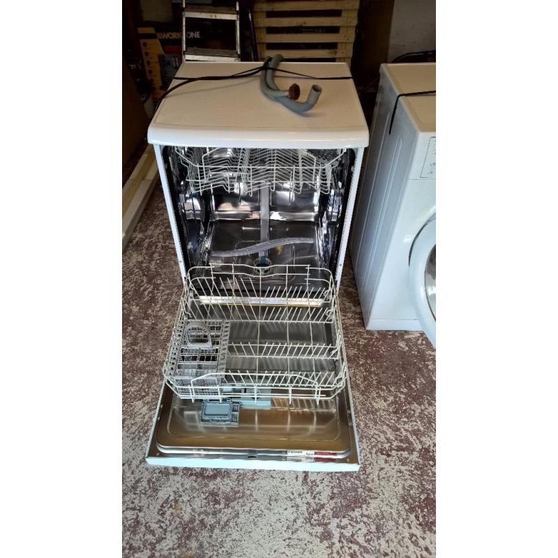 HOTPOINT Aquarius dishwasher