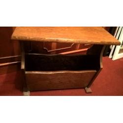 20TH CENTURY OAK MAGAZINE RACK