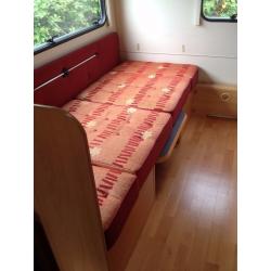 Adria Altea 542UK 2007/8 in very good condition, excellent for it's age - 5 berth very light to tow