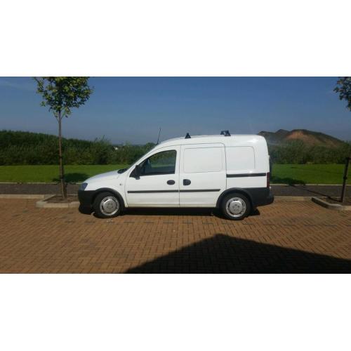 2007 vauxhall combo 1.3 cdti crewvan years mot 60 MPG similar to partner berlingo caddy