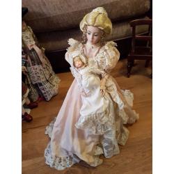 Collection of porcelain dolls x5