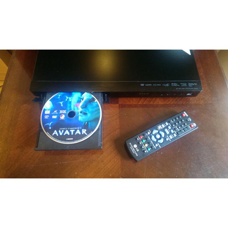 LG Blu-Ray HDMI Player in Excellent Condition! (Blu-Ray, DVD, CD, USB, MP3)