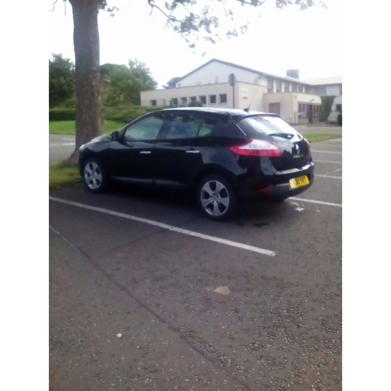 IMMACULATE 2011 RENAULT MEGANE TOMOTOM SA NAV MODEL, WITH 1 YEAR WARRANTY