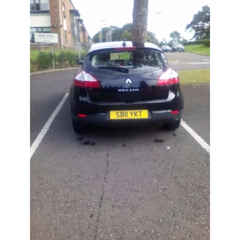 IMMACULATE 2011 RENAULT MEGANE TOMOTOM SA NAV MODEL, WITH 1 YEAR WARRANTY