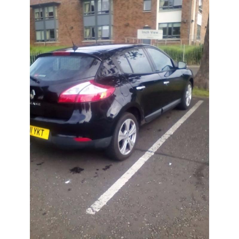 IMMACULATE 2011 RENAULT MEGANE TOMOTOM SA NAV MODEL, WITH 1 YEAR WARRANTY