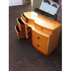 Absolutely stunning 1960s dressing table and mirror