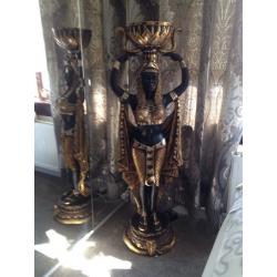 Egyptian lady Jardinere