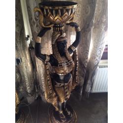 Egyptian lady Jardinere