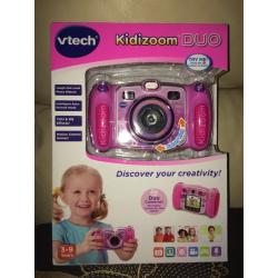 V tech kidizoom duo camera pink (BNIB)