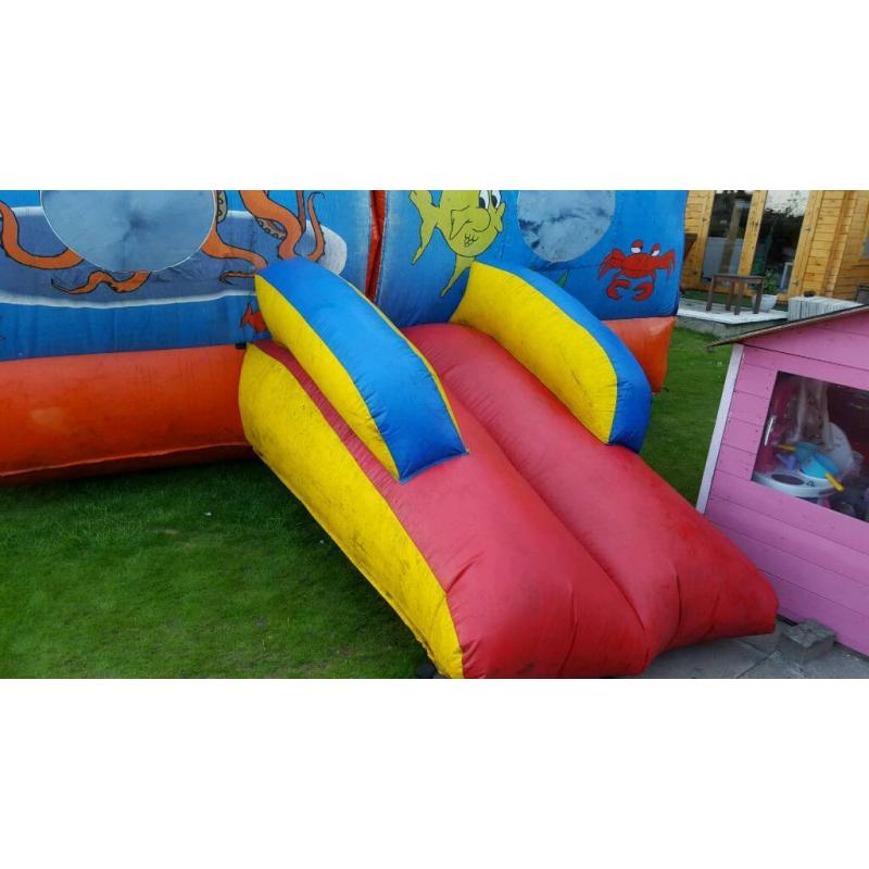 14ft commercial quality bouncy castle