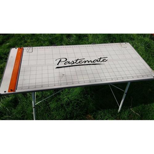 Pastemate pasting wallpaper table