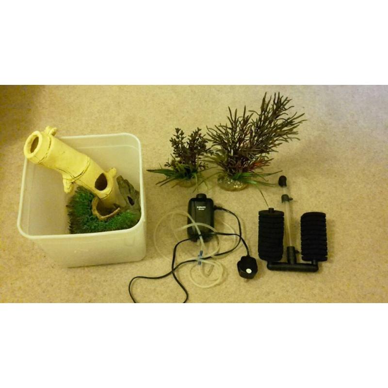 2.5ft light glow fish tank with accessories