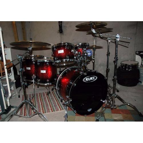 Wanted - Mapex Saturn 3 Floor Tom 16 inches in Supernova Red Burst