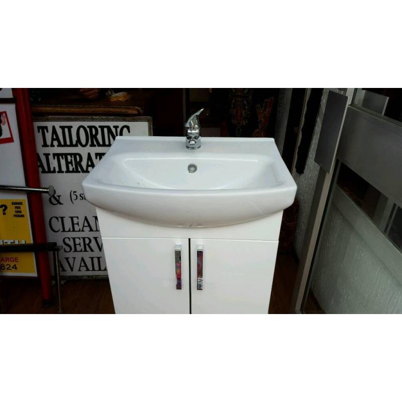 Sink with cabinet