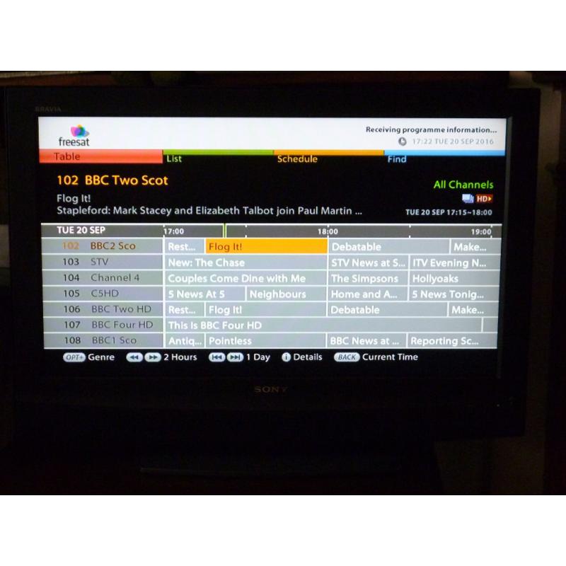 SONY 32" HD LCD digital colour TV in black, with instructions. Great condition, selling to upgrade.