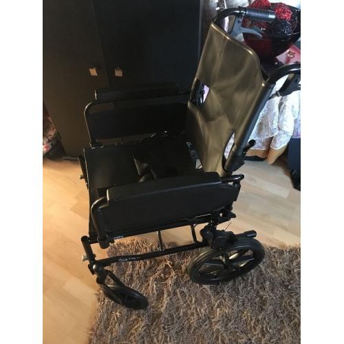 Wheel chair