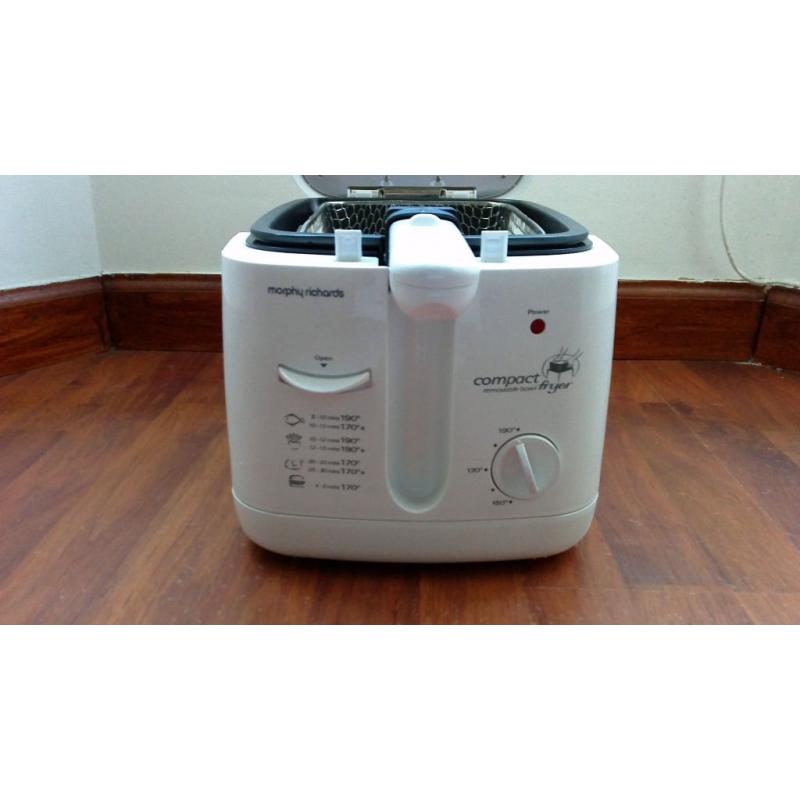 MORPHY RICHARDS COMPACT REMOVABLE BOWL FRYER BRAND NEW UNUSED