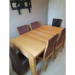 6 seat dinning room solid oak table and chairs