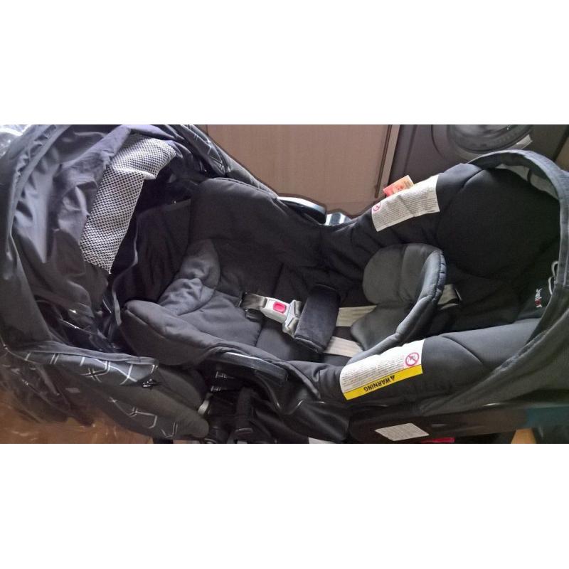 Graco travel system