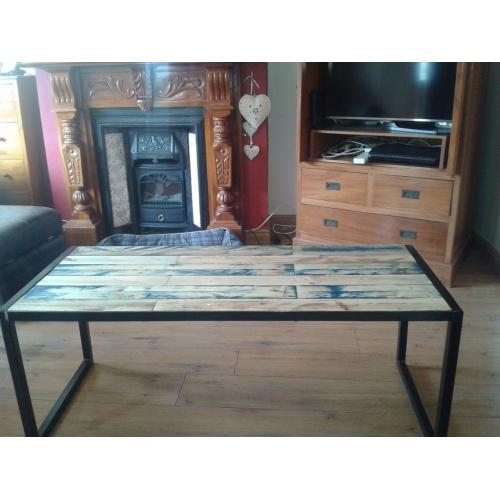 Full size metal and timber coffee table (pallet)