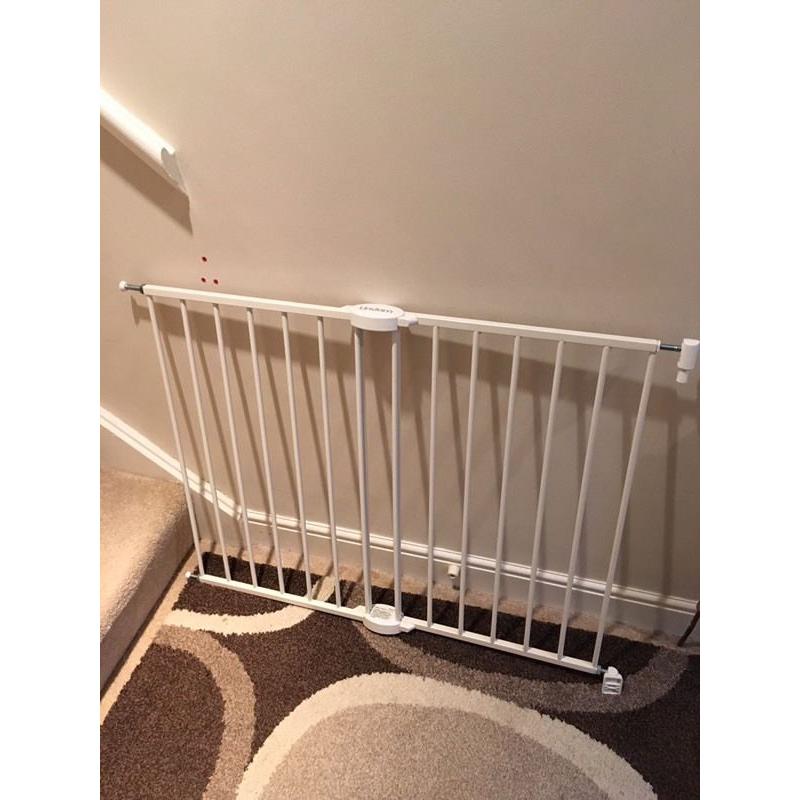 Lindam safety gate
