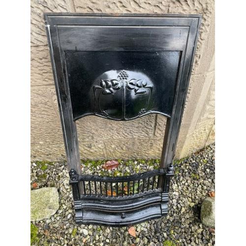 Cast Iron Fire Insert ? 1905 Fire Place / Surround