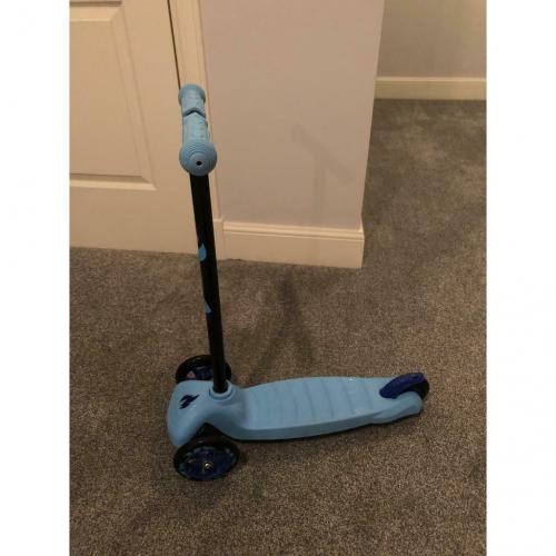 Blue kid scooter