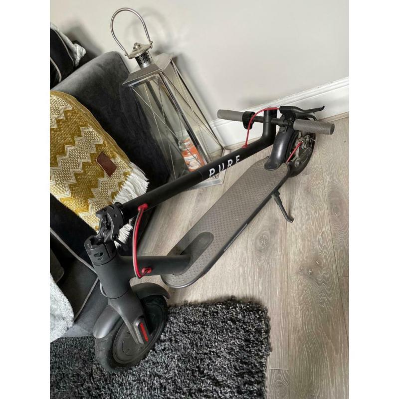 Xiaomi M365 Electric Scooter