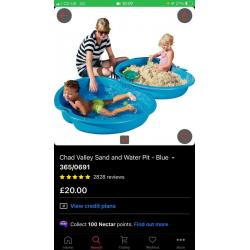 Sand pit and sand
