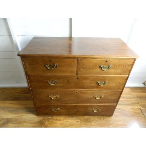Pine Chest of Drawers