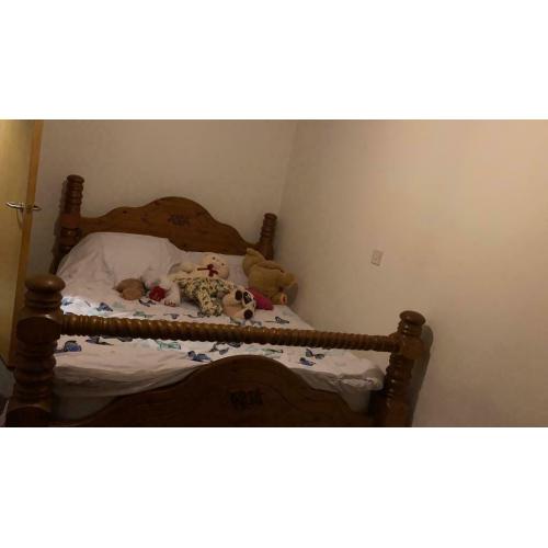 King size bed