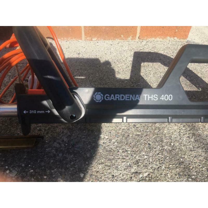 Hedge cutter