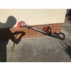 Hedge cutter