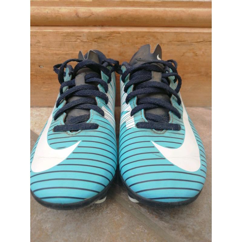 Nike blue football togs size UK 2