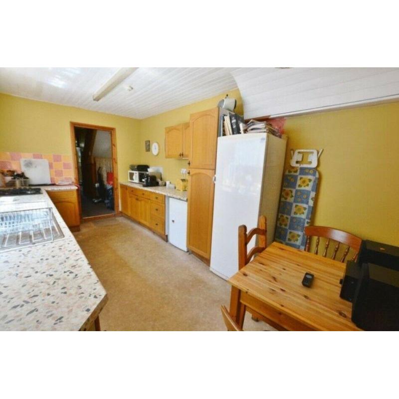 Scunthorpe - 6 Bed Guest House Opportunity - Click for more info