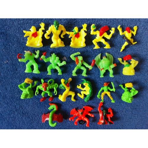 Monster in my pocket super scary figures