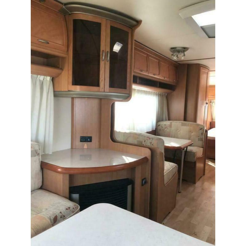 Hobby 690 2007 island bed with brand new full awning extra ?1550