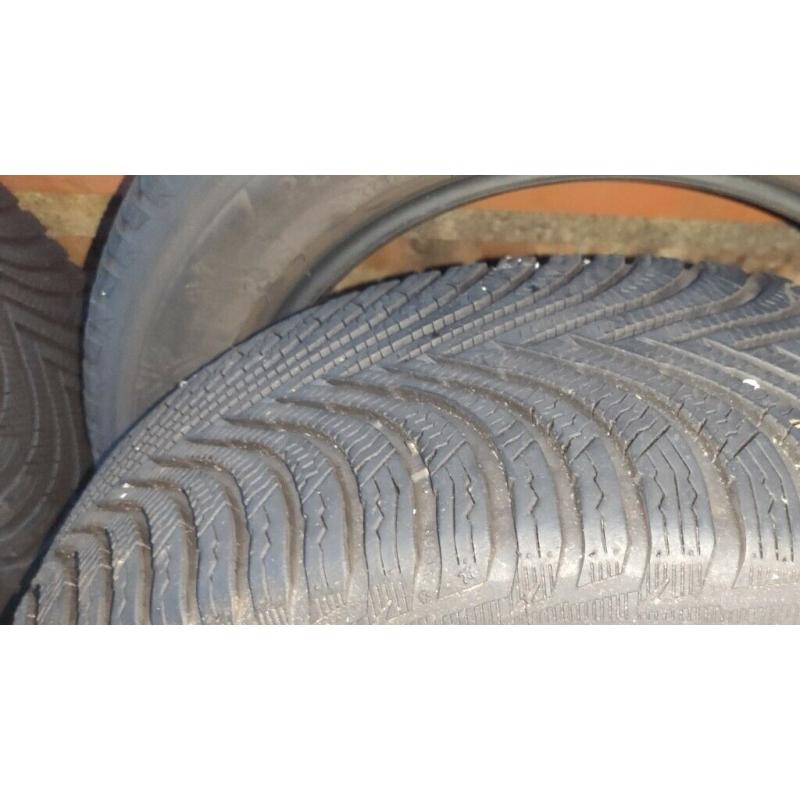 Michelin Alpin 5 Winter Tyres 225/50 R17