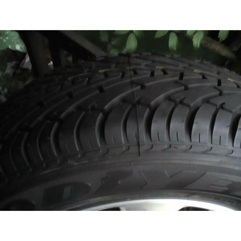JEEP GRAND CHEROKEE WHEEL AND BRAND NEW TYRE