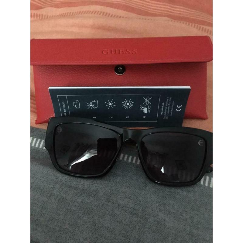 Guess ladies sunglasses